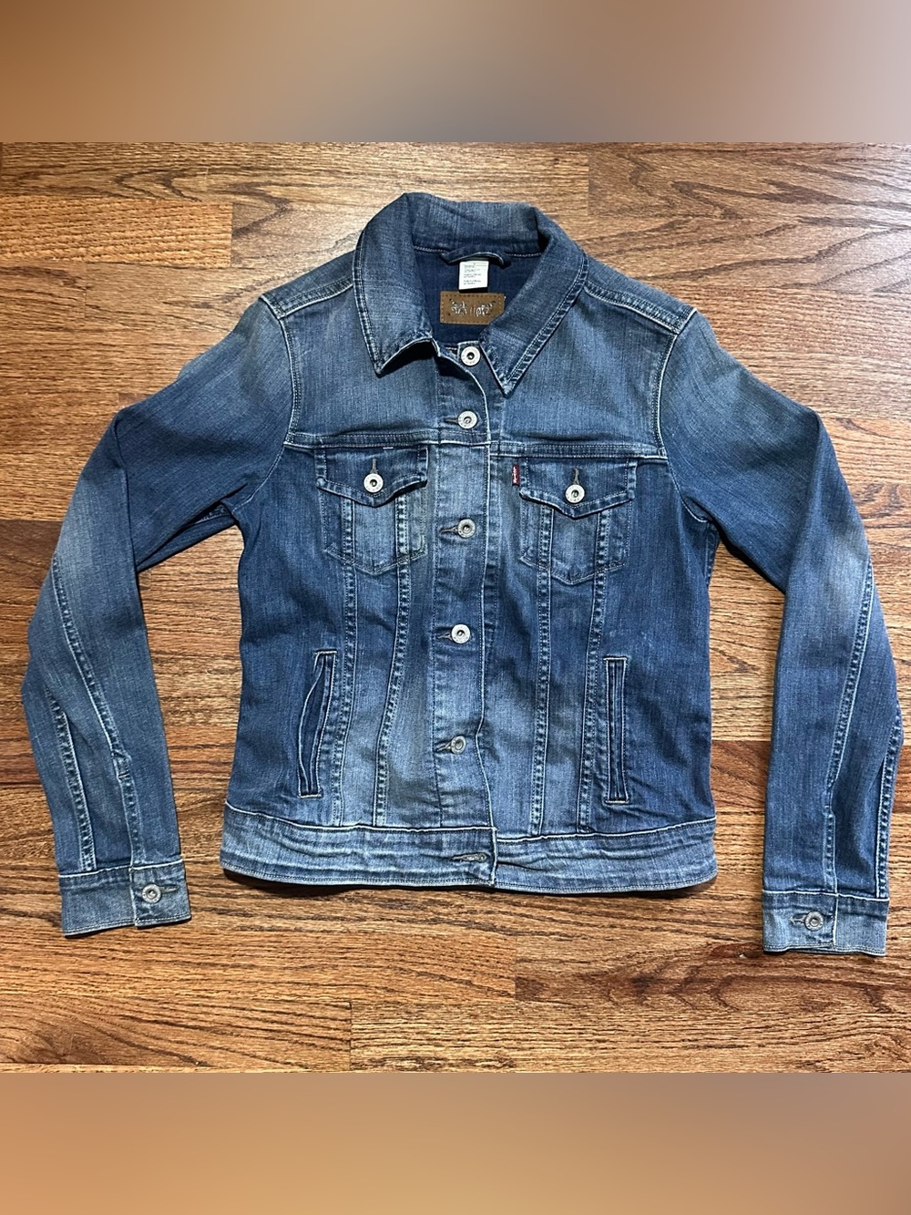 Levis Denim Women’s Jean Jacket Trucker Western Logo Medium Wash Blue Size Med
